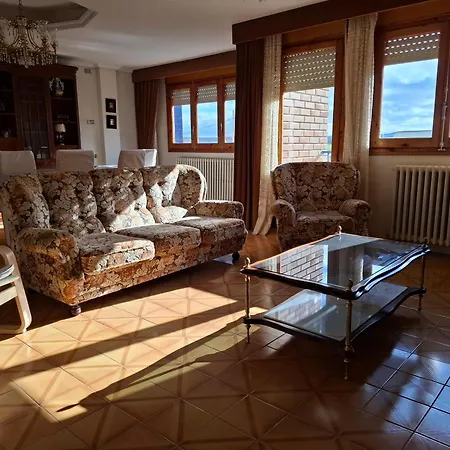 La Rosa - - 4